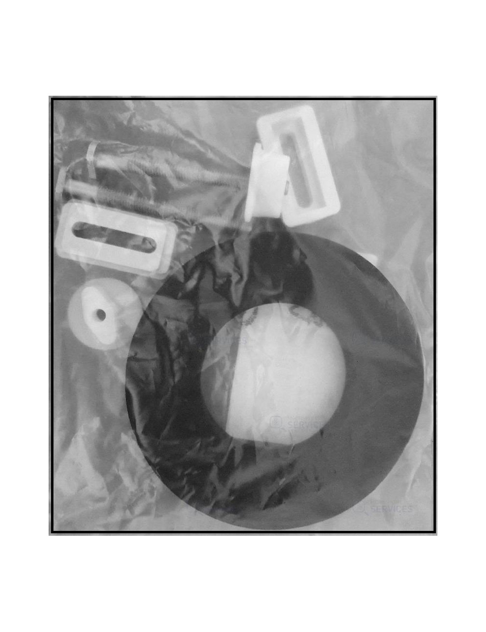 Kit de fixation pour réservoir WC CR2