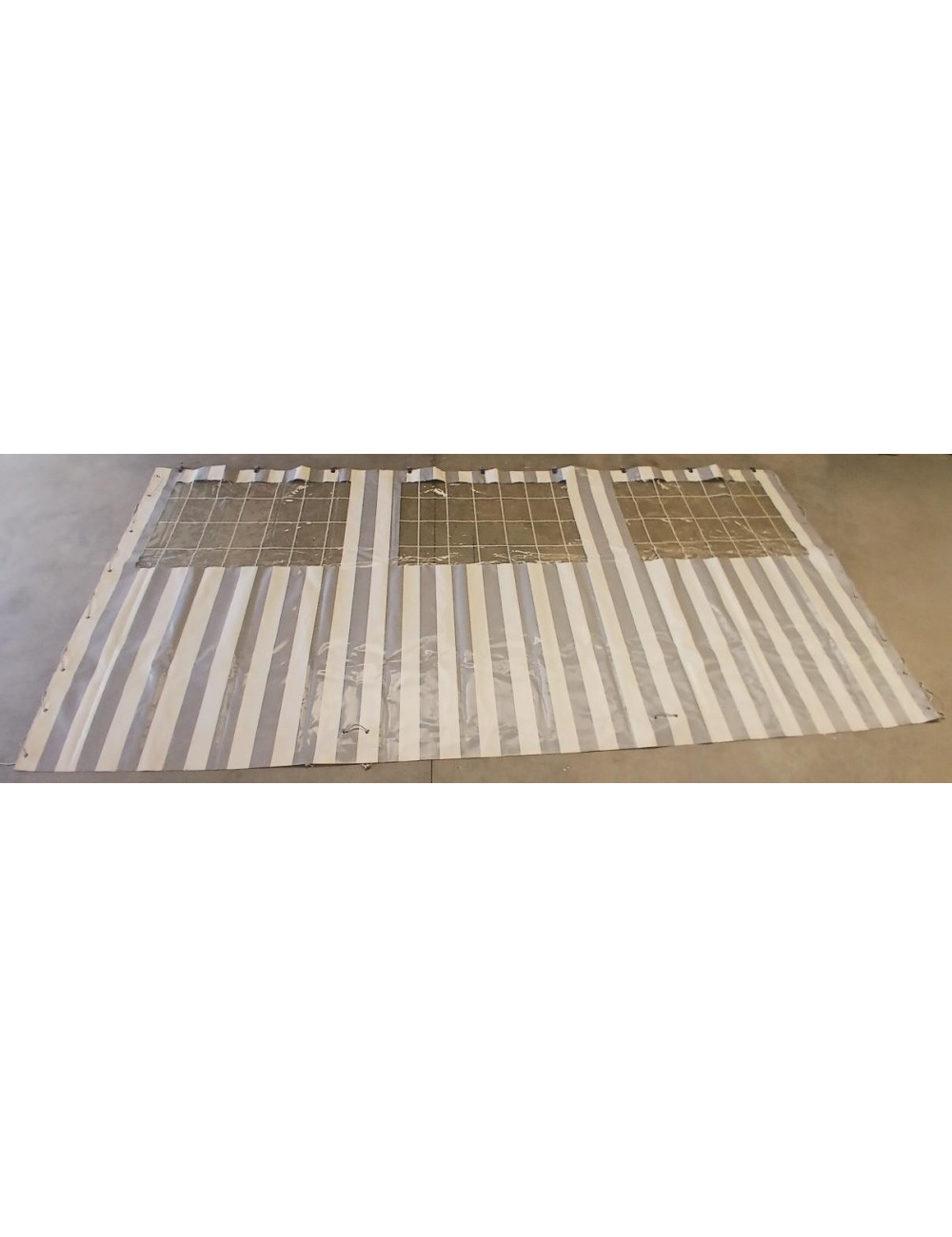 OCCASION : Façade 4400x2080 Gris clair / Blanc OCCASION : Façade 4400x2080 Gris clair / Blanc